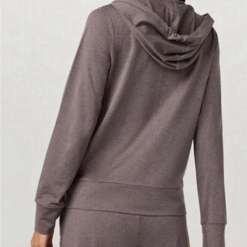 NWT Vuori Halo Performance Hoodie 2.0 - Picture 2 of 10